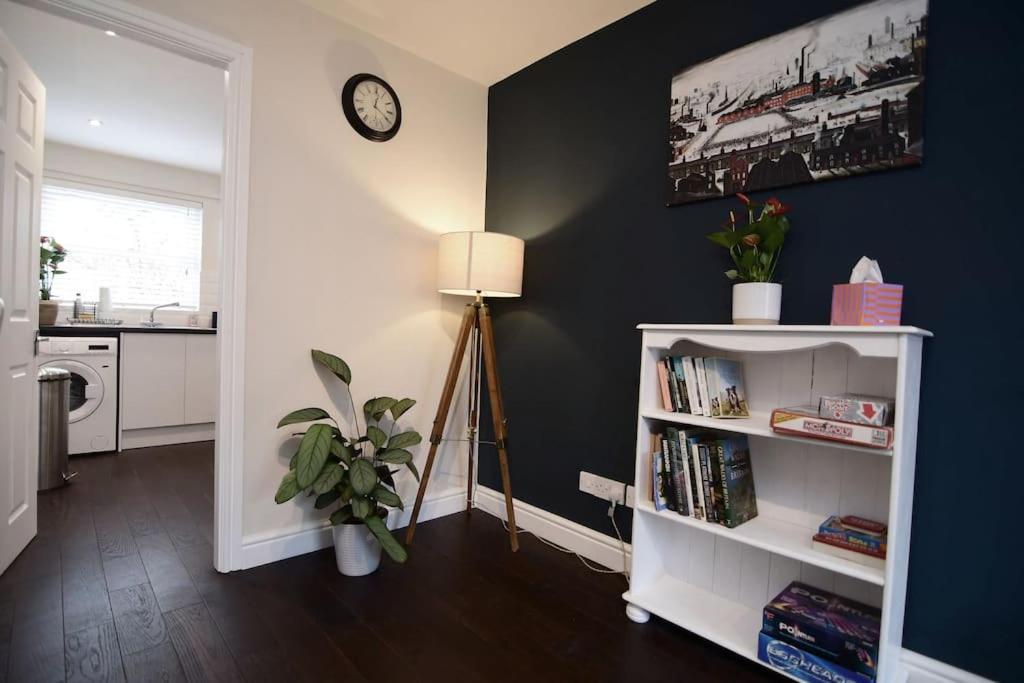Loveyork Priory Apartment - Central With Parking Екстер'єр фото
