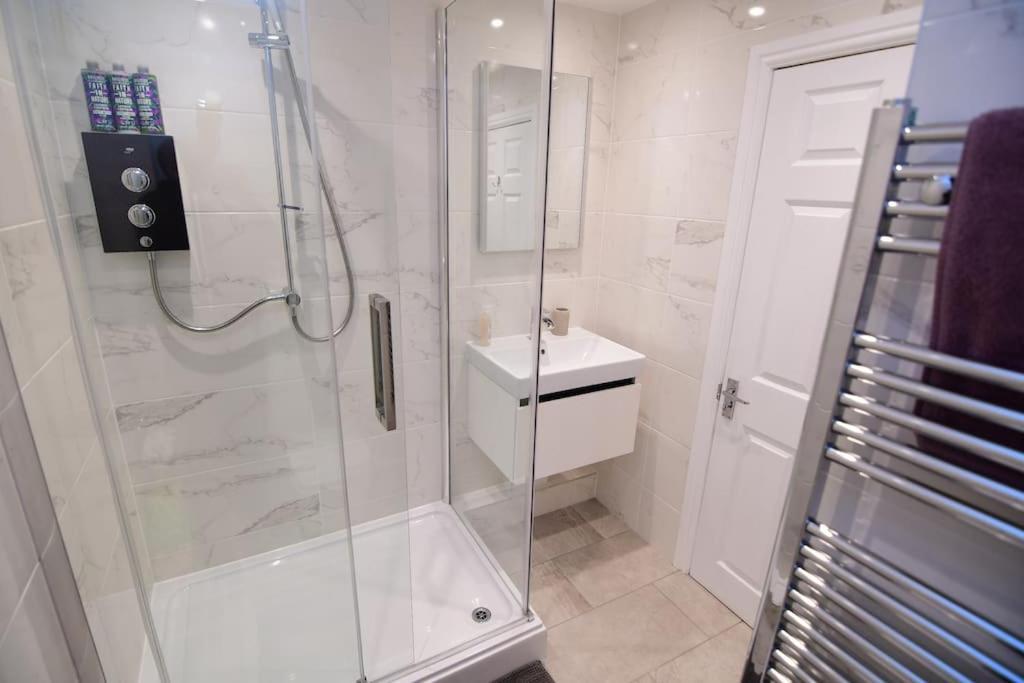 Loveyork Priory Apartment - Central With Parking Екстер'єр фото
