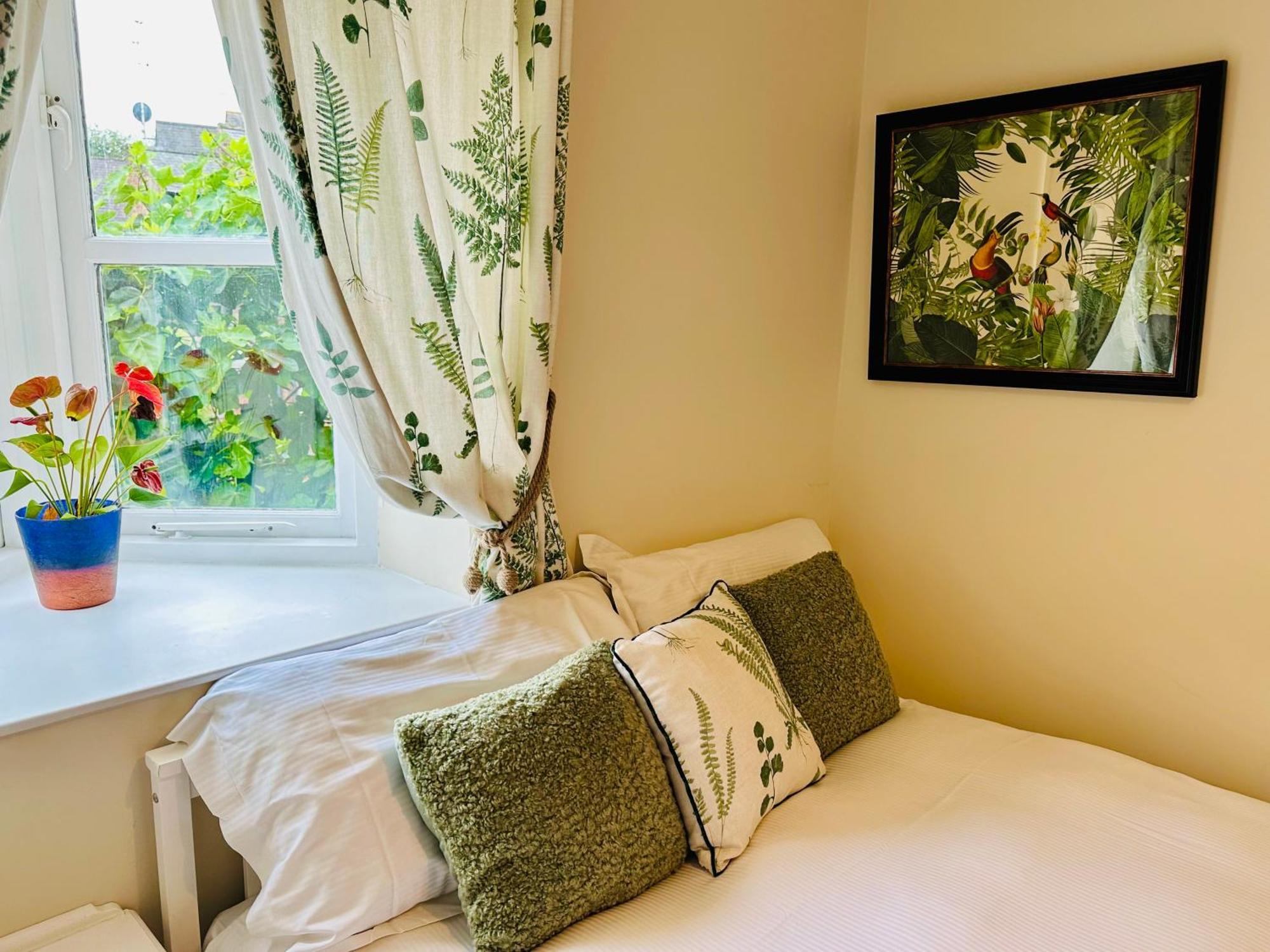 Loveyork Priory Apartment - Central With Parking Екстер'єр фото